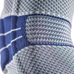 Kniebandage Bauerfeind GenuTrain mit Silikonrand