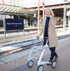 Russka Rollator Carbon Ultralight