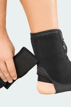 Sprunggelenkorthese medi Ankle sport brace